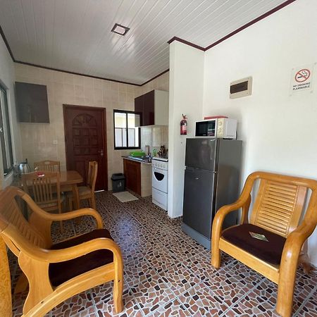 Orchid Self Catering Apartment La Digue Exterior foto